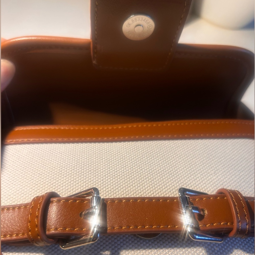 NWT Pretty Persuasions Shoulder and Crossbody Bag in Cream & Brown - Picture 4 of 7